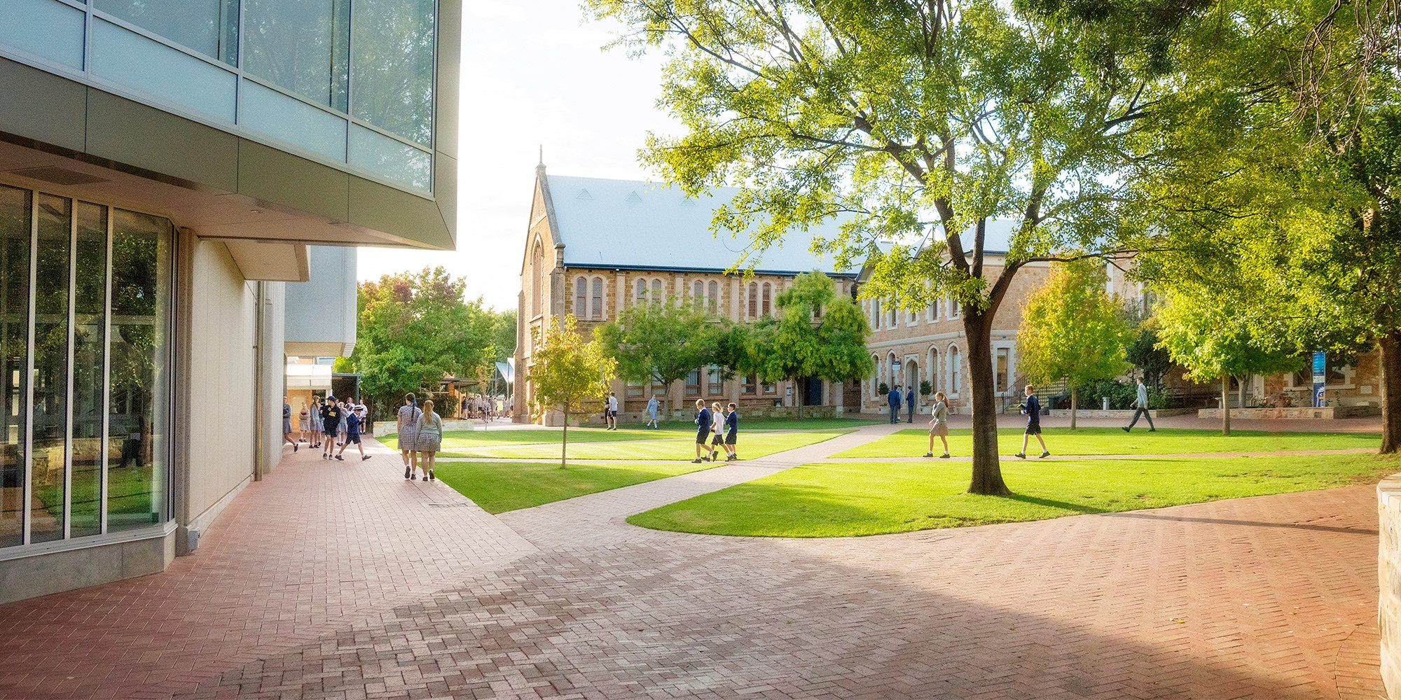 Tour the College banner